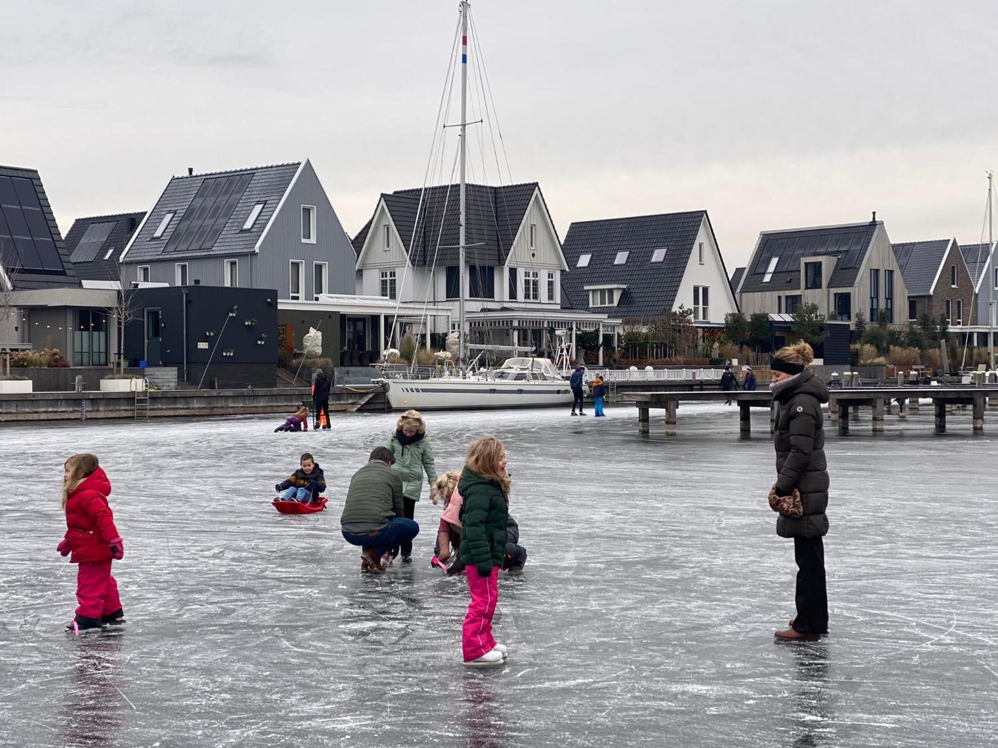 Nomad Water Lodge Harderwijk Εξωτερικό φωτογραφία
